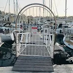 Botel Sea Baroniv 