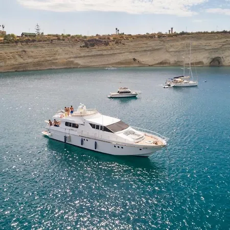Botel Sea Baroniv 